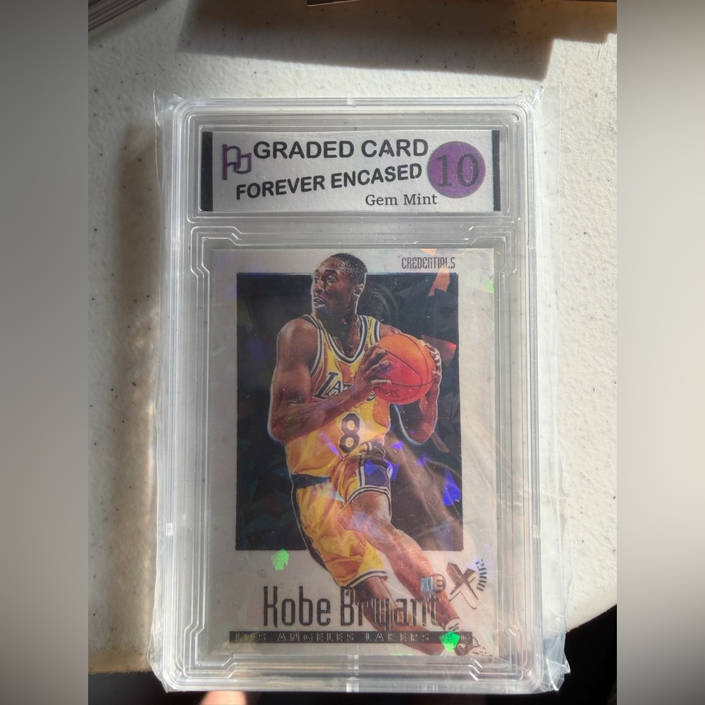 Kobe Bryant 1996-97 SkyBox Z-Force Rookie #142 Encased Gem Mint 10 Lakers